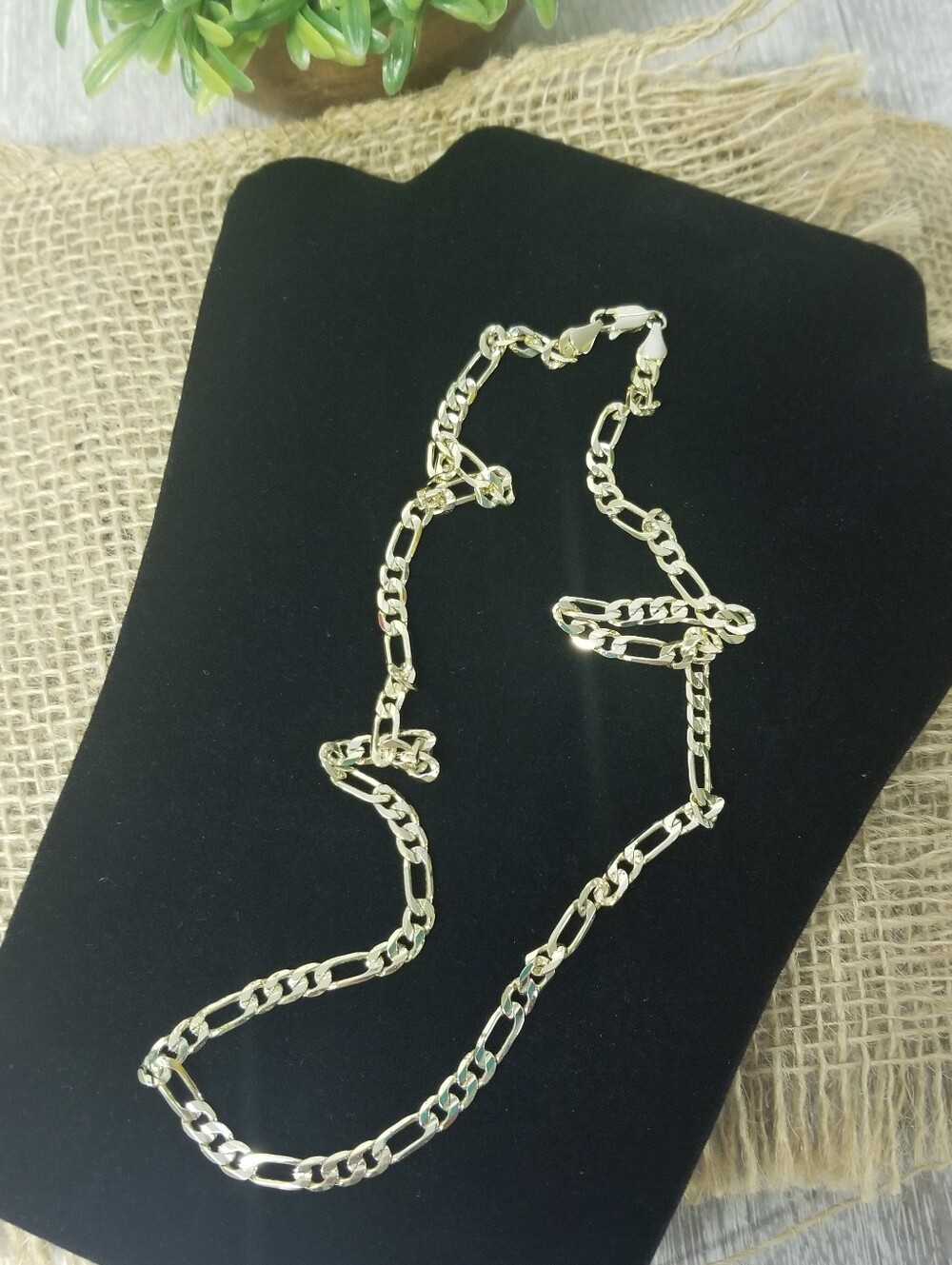 Goldtone Figaro Style Chain - Picture 2 of 8
